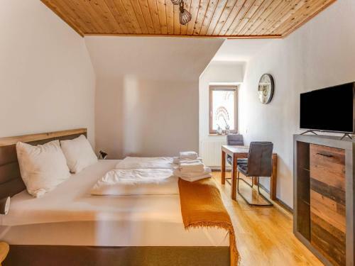 Serene Holiday Home In Katschenberg With Garden