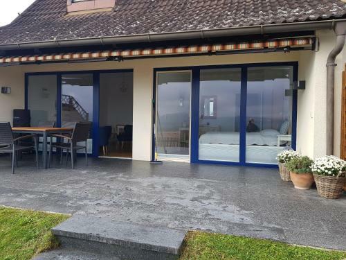 Apartamento Blick �ber Krems Mit Terrasse