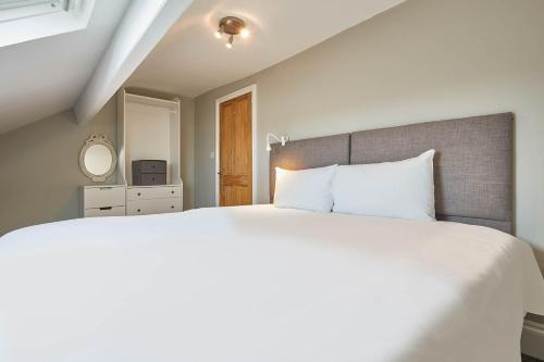 Host & Stay - 39 George Street