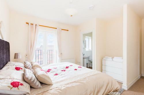 Villa 6 Bedroom New Build House