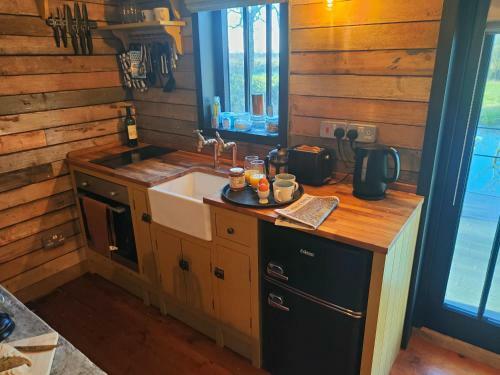 Apartamento The Water Shack - Amazing Tiny House Retreat