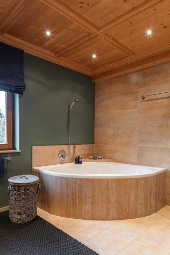 Chalet Molterer, Ski-in Ski-out & Sauna