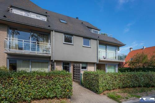 Apartamento Maeterlinck 0102 + Garage 2