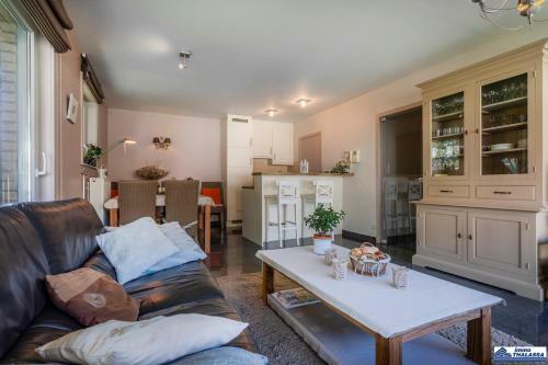 Apartamento Maeterlinck 0102 + Garage 2