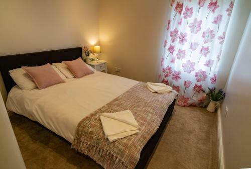 Large Welsh Cottage - Jubilee House