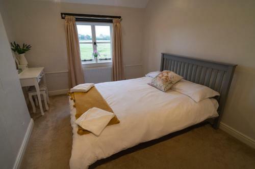 Large Welsh Cottage - Jubilee House