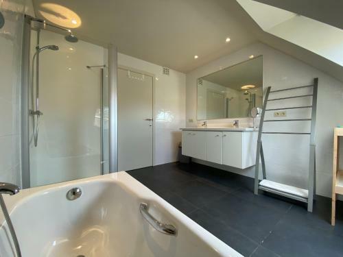 Vakantiewoning Maison Remi - 12pers