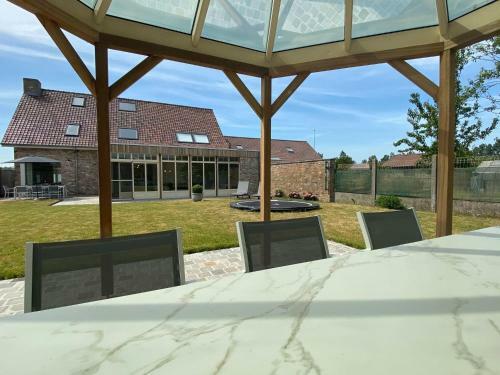Vakantiewoning Maison Remi - 12pers