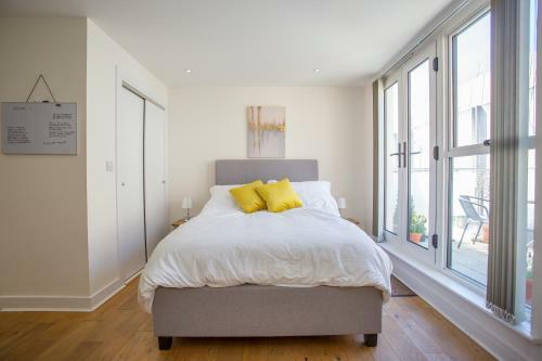 Apartamento Gorgeous Central Studio With Balcony, 2 Mins To Beach And Pier