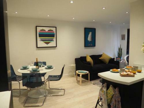 Beautiful 2bd Coastal Hideaway Central Worthing