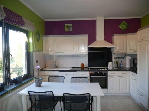 Comfortable Holiday Home In Lierneux With Garden