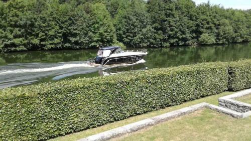 Hostal La Villa Vdk : Chambres Vue Sur Meuse
