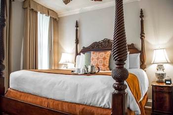St. James Hotel, An Ascend Collection Hotel