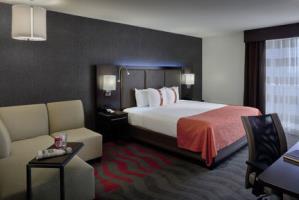 Renaissance New Orleans Arts Hotel