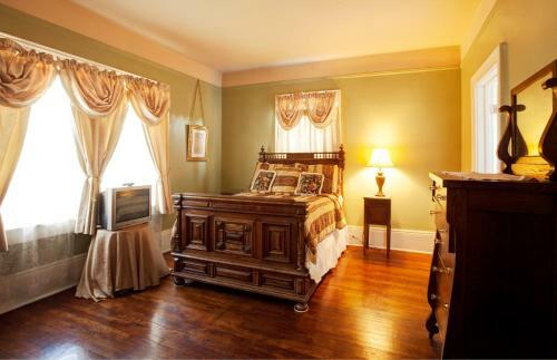 Bed & Breakfast Edgar Degas House Historic Home And Museum