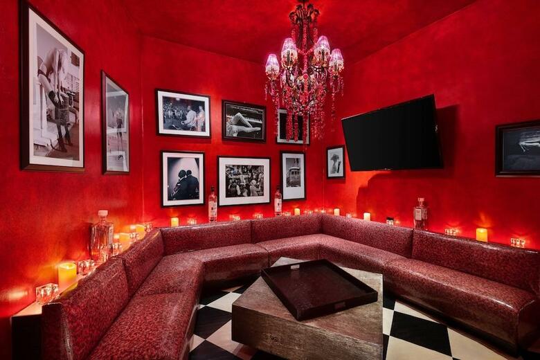 The Saint Hotel, Autograph Collection