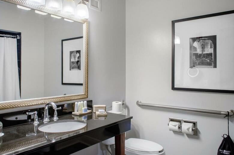 Wyndham Riverfront New Orleans Hotel