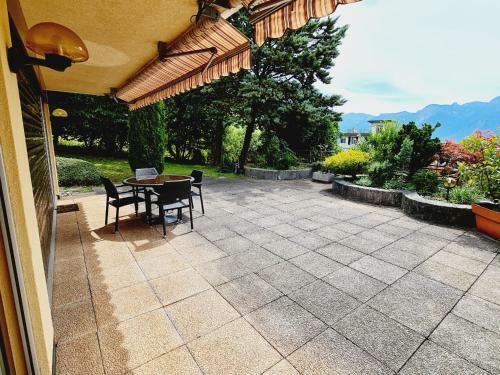 La Terrasse Lake View Apartment