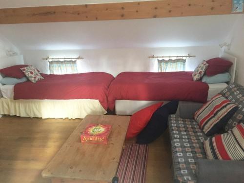 Cynefin, A Delightful Cottage In Newport, Pembs.