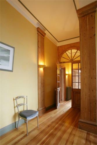 Bed & Breakfast Le Ch�teau De Philiomel