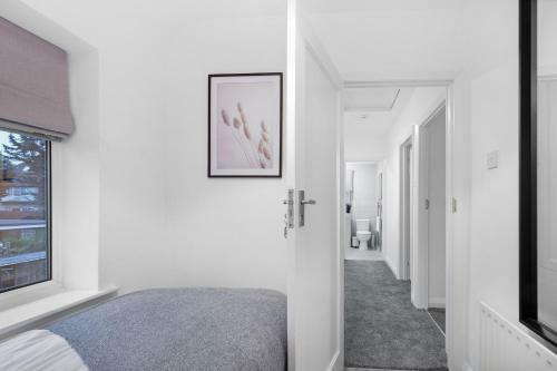 Apartamento Pinewood Studios Bright 4 Bed 2 Bath House Near Slough
