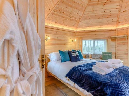 Dragon Fly Retreat-uk36831