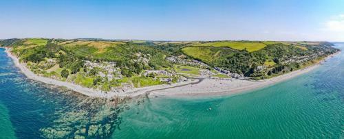 Cosy 1 Bedroom With Fantastic Sea Views