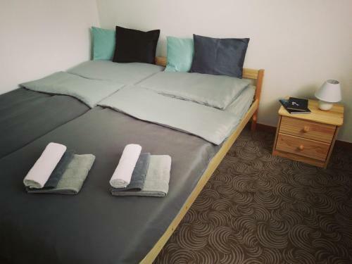 Apartm�ny U St?�brn�ch