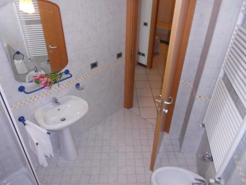 Apartamento Condominio Bianco Nero