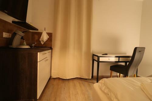 Hostal Schiller Pension