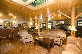 Hotel Highland Lake Inn & Resort - Flat Rock
