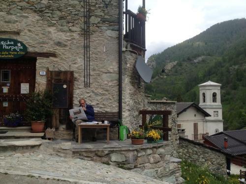 Hotel Locanda Degli Elfi E Ristorante Mascha Parpaja