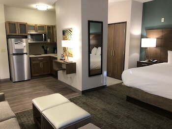 Hotel Staybridge Suites Columbia-highway 63 & I-70