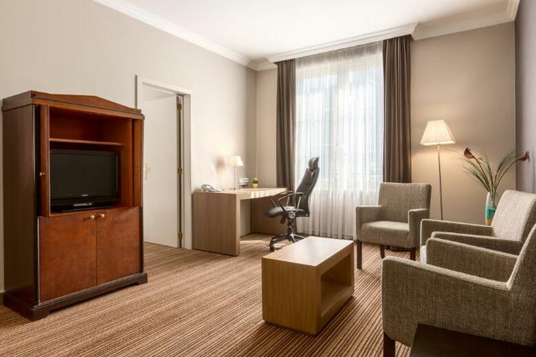 Hotel NH Brussels Carrefour De L'europe