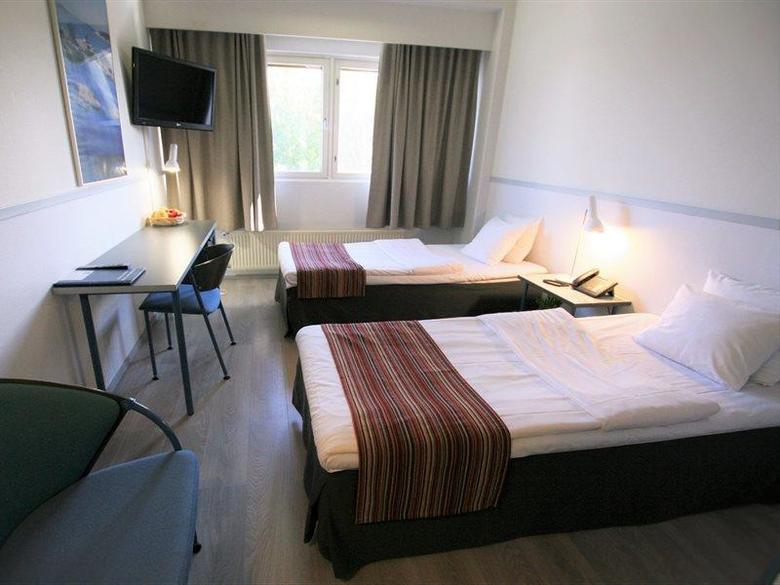 Airport Hotel Bonus Inn