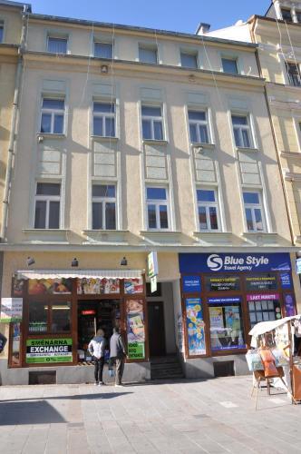 Apartment No. 22 Zeyerova 15