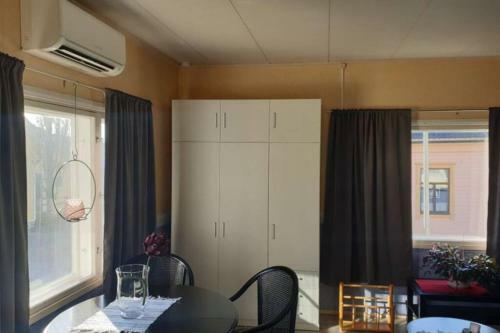 Apartamento Ilmastoitu Ja Kalustettu Paritalon Puolisko.