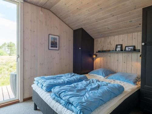 Holiday Home Fan� Cxlvii