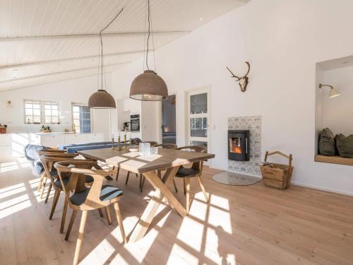 Holiday Home Fan� Cciv