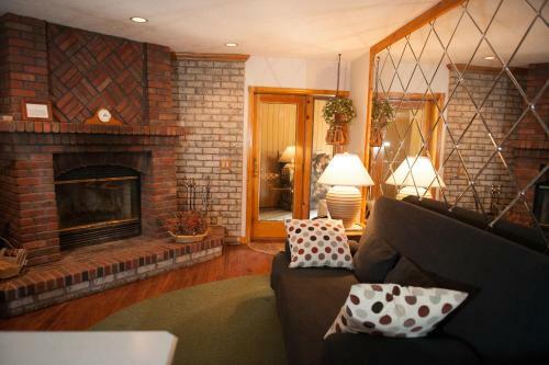 Hotel Cuomo's Cove