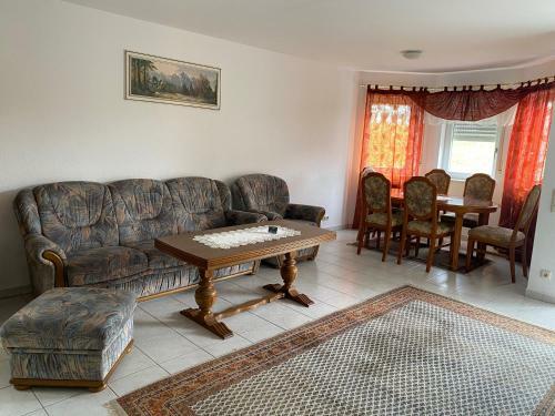 Apartamento Sch�ne Gro�e Ferienwohnung Im Mittelrheintal Nahe Loreley