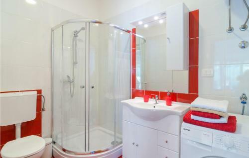 Awesome Home In Kucice With Wifi And 3 Bedrooms
