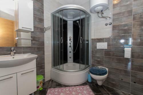 Studio Apartments Zloic In Krvavica