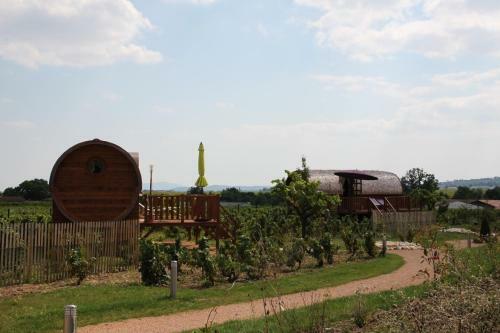 Bed & Breakfast Les Roulottes Viticoles