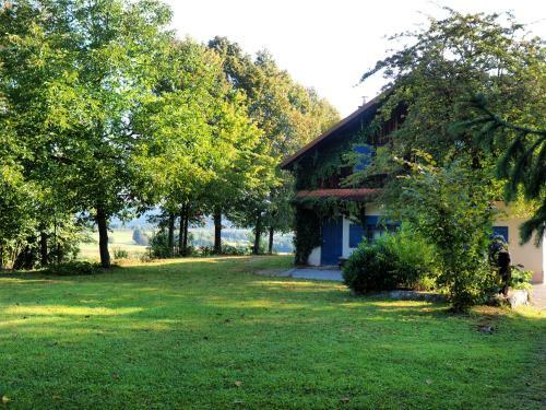 Hostal Guest House Sara Latin