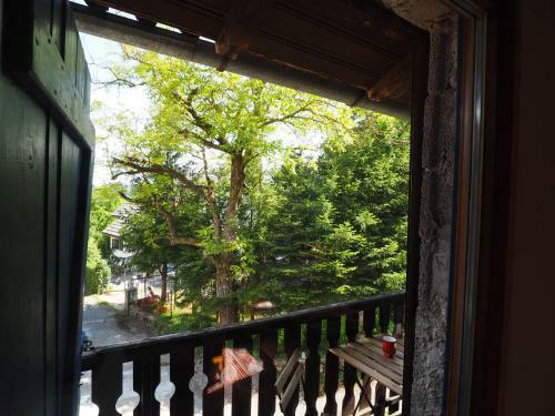 Hostal Guest House Sara Latin