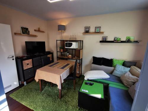 Apartamento Gr�ne Fewo Am Waldrand
