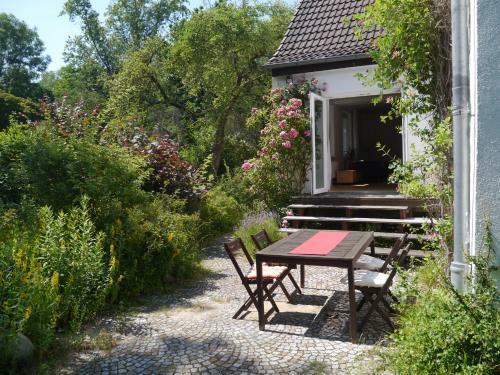 Apartamento Sonniges H�uschen Mit Garten