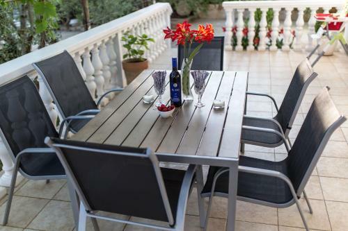 Holiday Home Toma