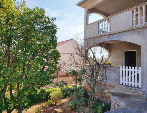 Apartamento Charming And Bright Apt,walking Distance To Beach